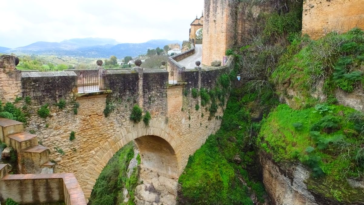 alte Brücke über den Rio Grande