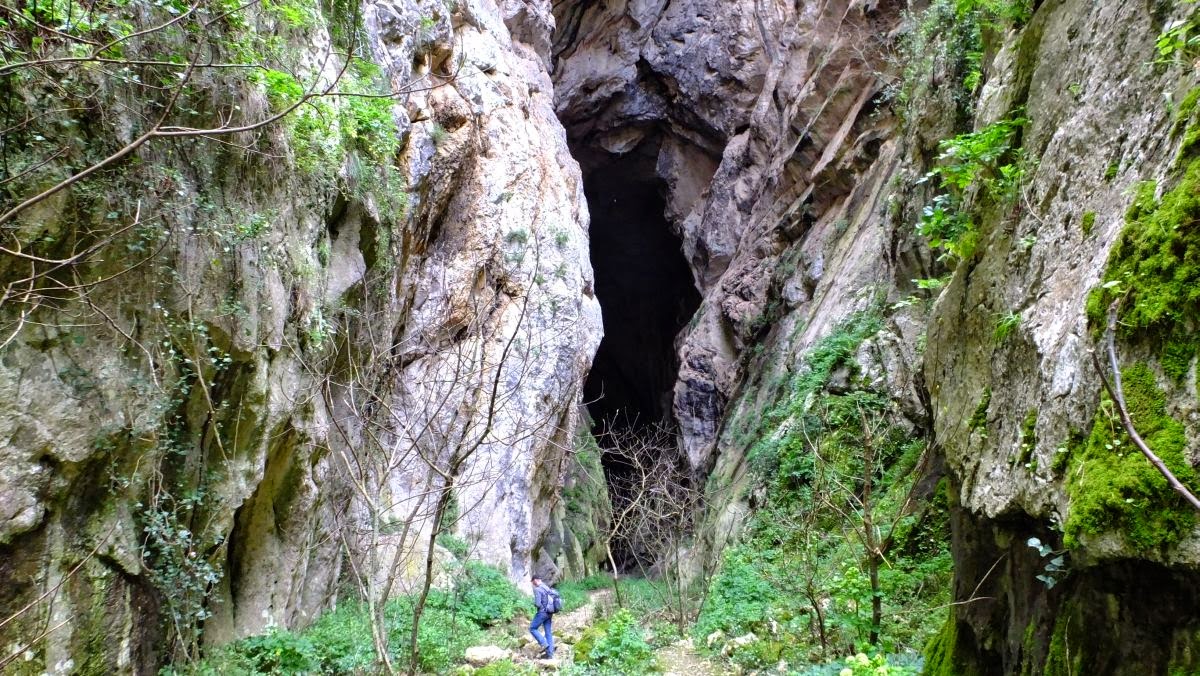 Cueva de El Hundidero