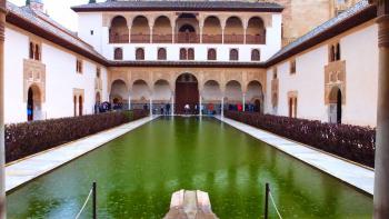 in der Alhambra- es regnet