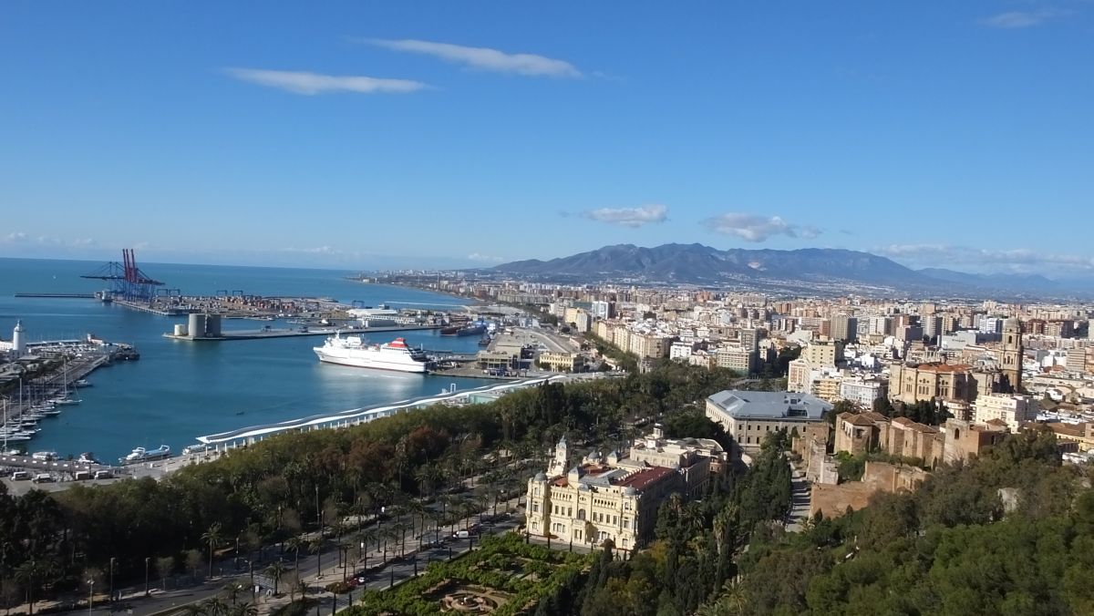 herrlicher Blick von der Alcazaba über Malaga