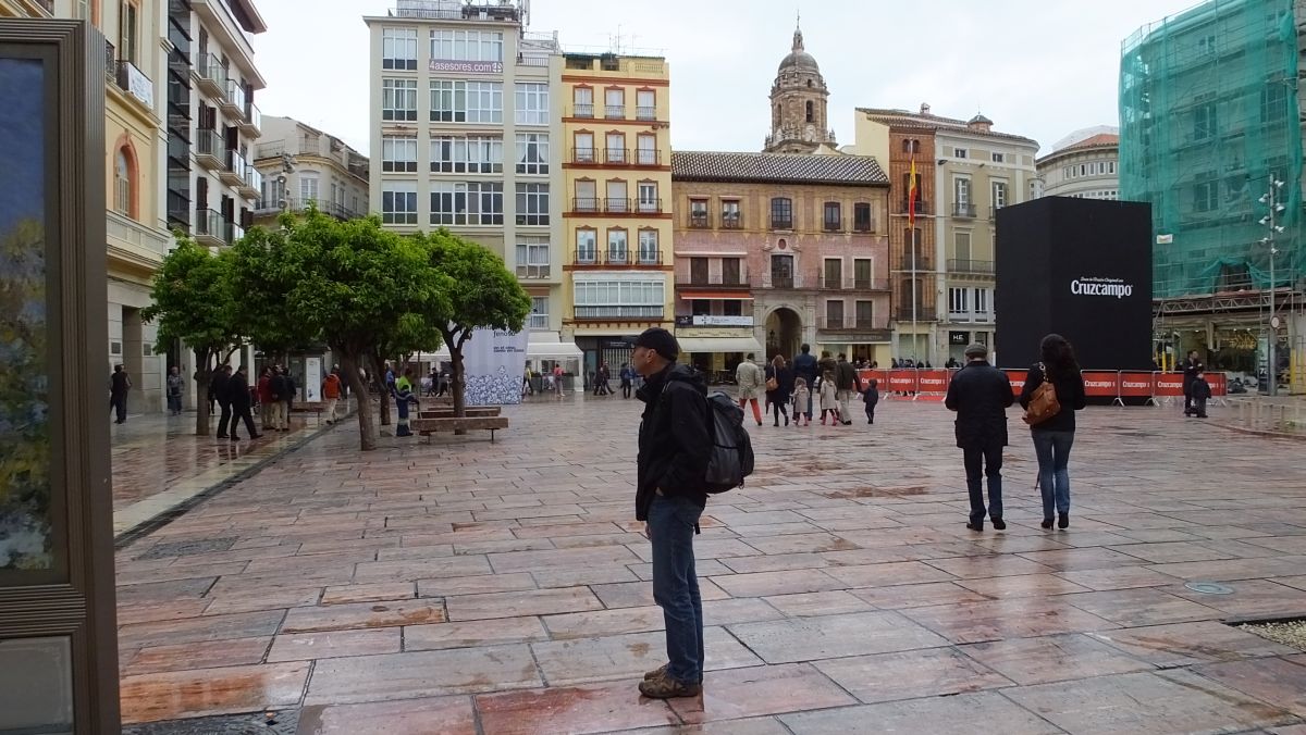 Malaga, Plaza Costitucion im Regen