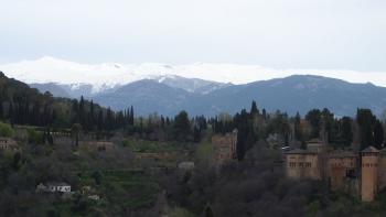 Sierra Nevada, noch schneebedeckt
