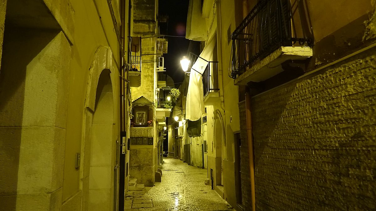 Bari, enge Gasse