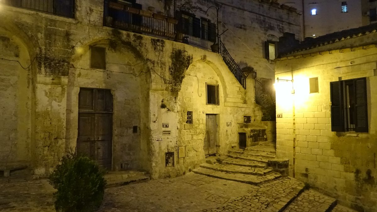 Matera am Abend