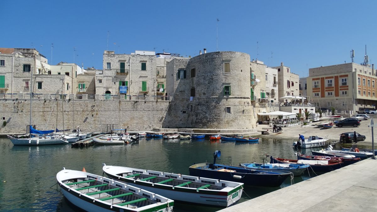 Hafen von Giovinazzo