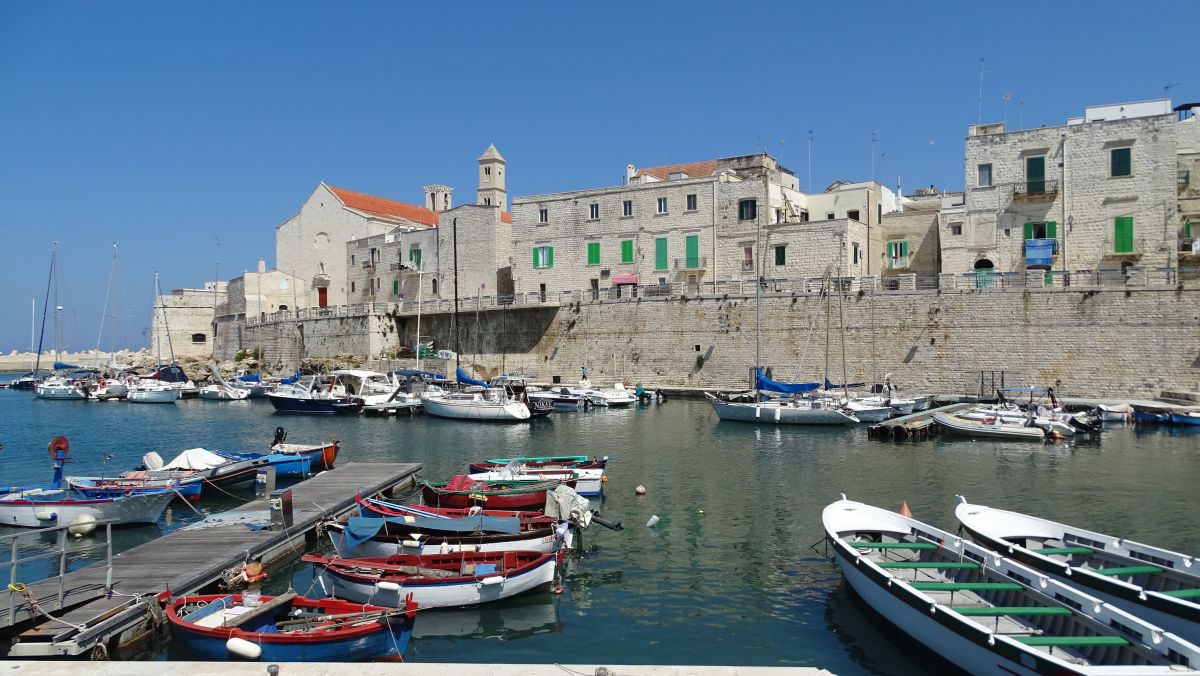 Hafen von Giovinazzo