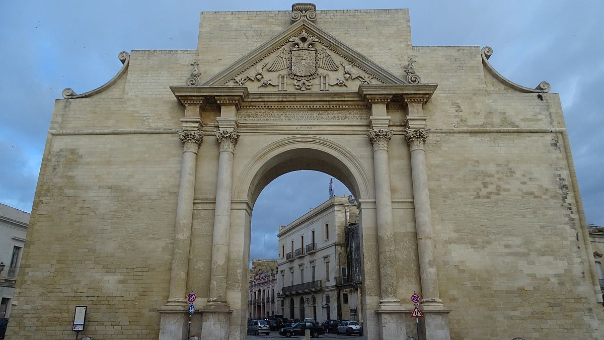 Lecce, Porta Napoli