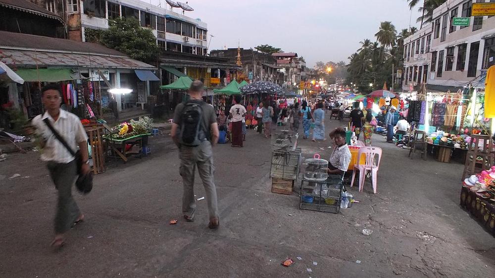 Straßenmarkt