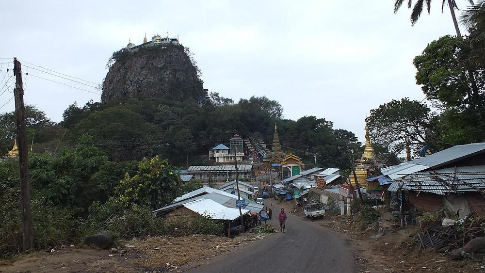 Mt. Popa- der Geisterberg im Regen