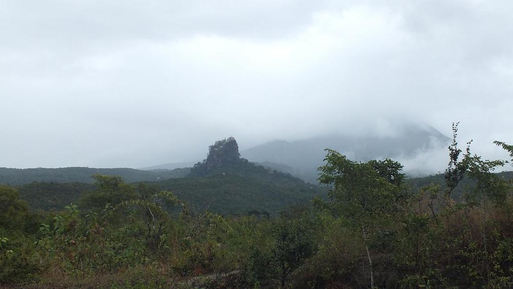 Der Geisterberg in den Wolken