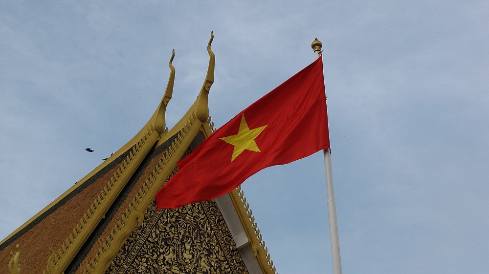 Vietnamesische Flagge im Königspalast