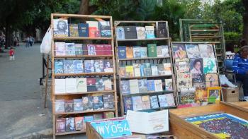 Buchstand auf der Plaza de Armas- Revolutionsliteratur