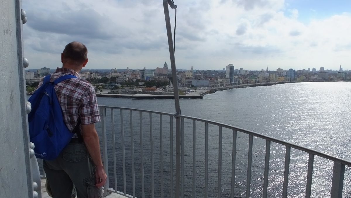 Blick über die Hafeneinfahrt nach Havanna