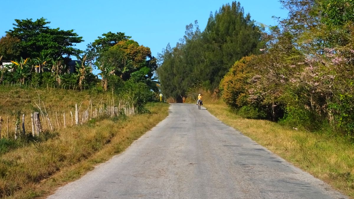 Straße in die Topes de Collantes