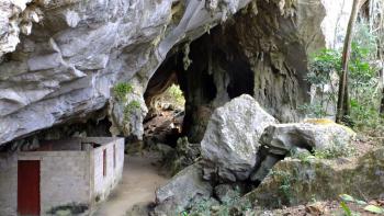  Cueva de los Portales