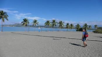 kleiner Strand am am Punto Salinas