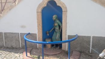 Denkmal für die Wasserholerin