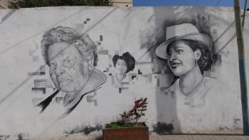 zurück in Praia- Streetart