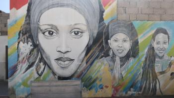 zurück in Praia- Streetart