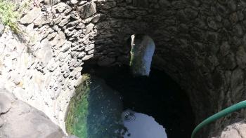 Brunnen