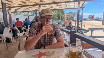 ein heimisches Strela-Bier gegen den Durst