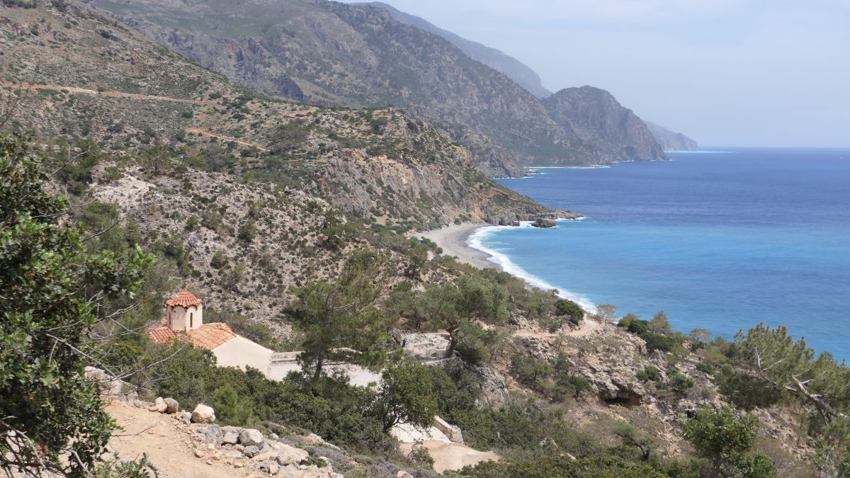 Agia Irini und der Strand von Sougia kommt in Sicht