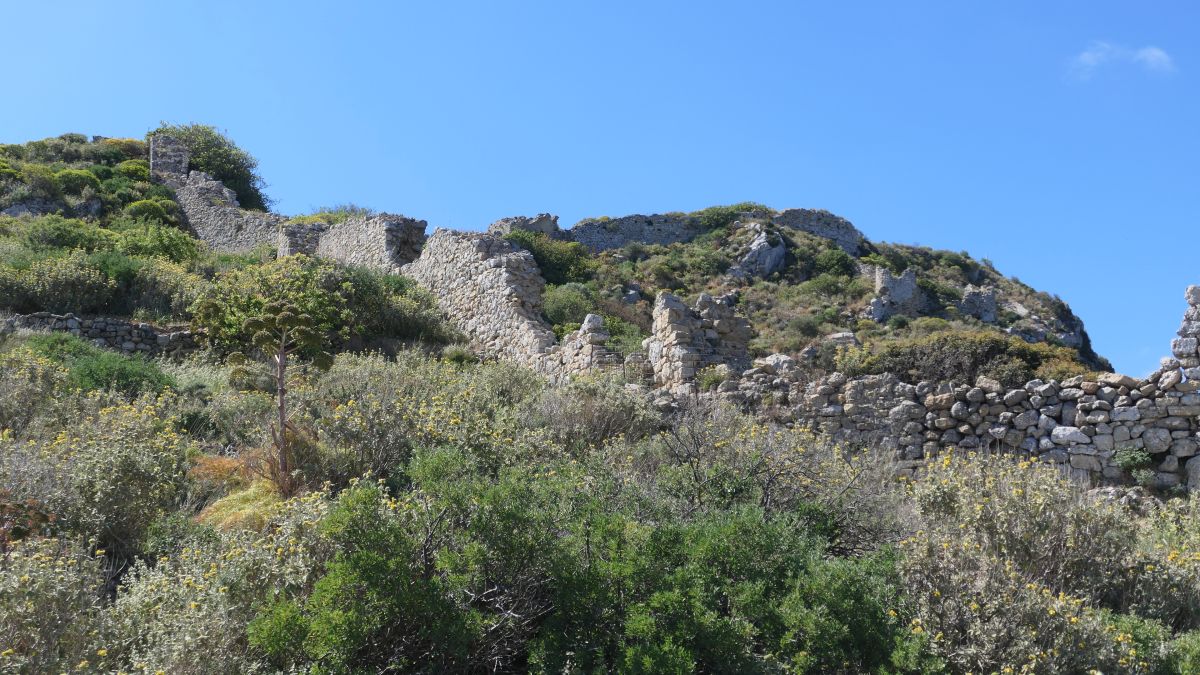 ehemalige Stadt/Akropolis-Mauer