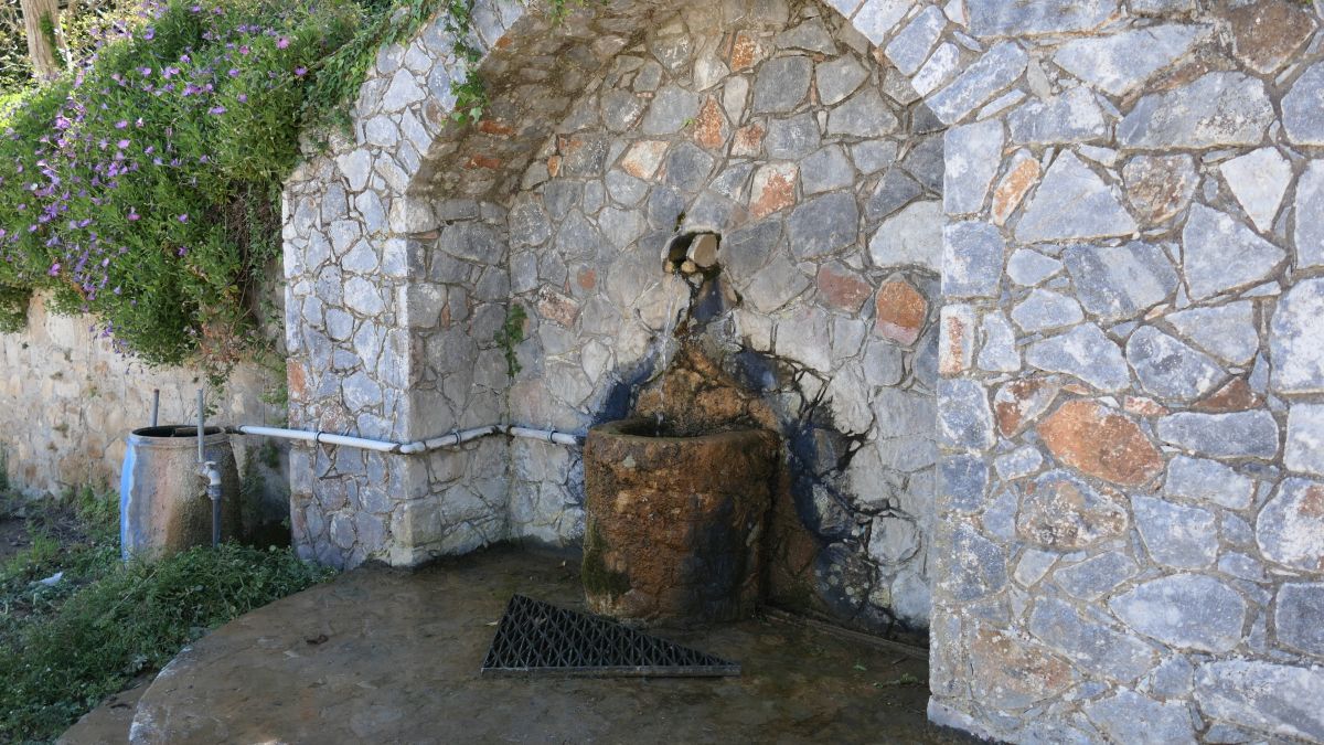 Brunnen
