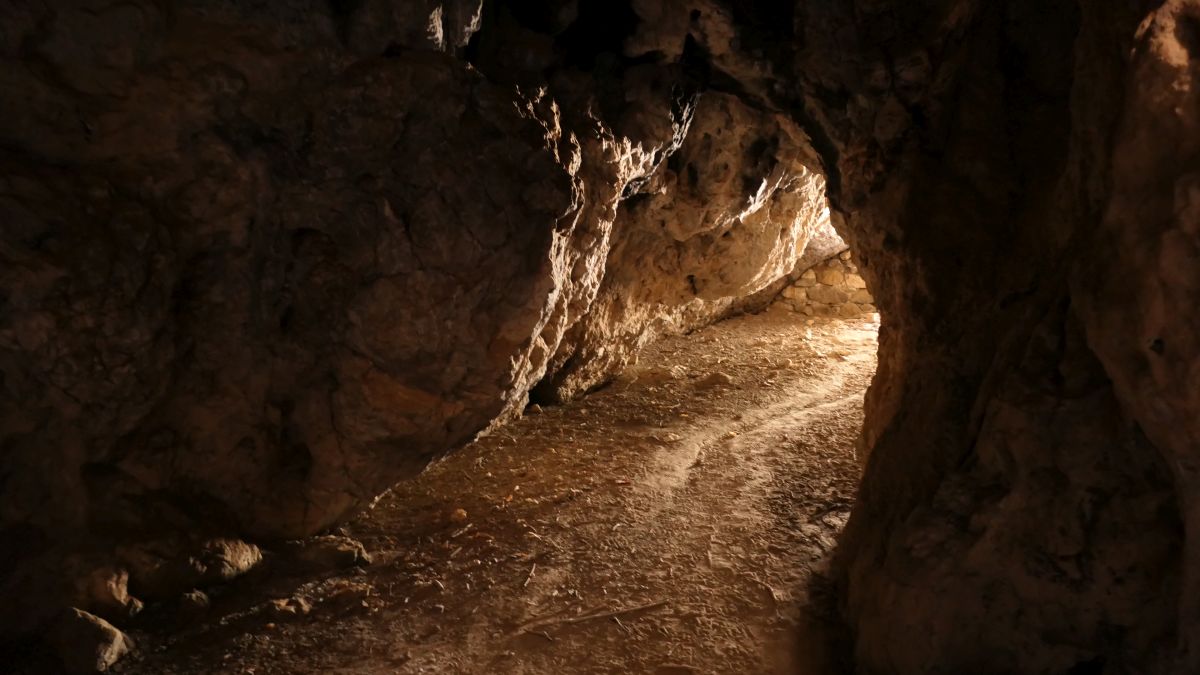 Ghoumenospilio-Höhle