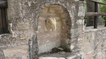Brunnen