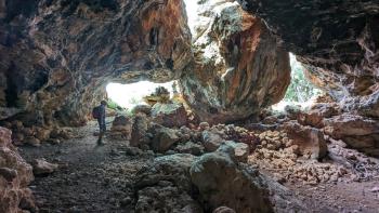 Wanderung zur Höhle des Zyklop Polyphemus