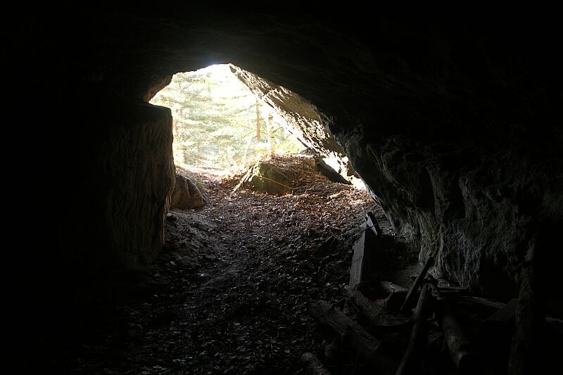"Walthers Höhle"
