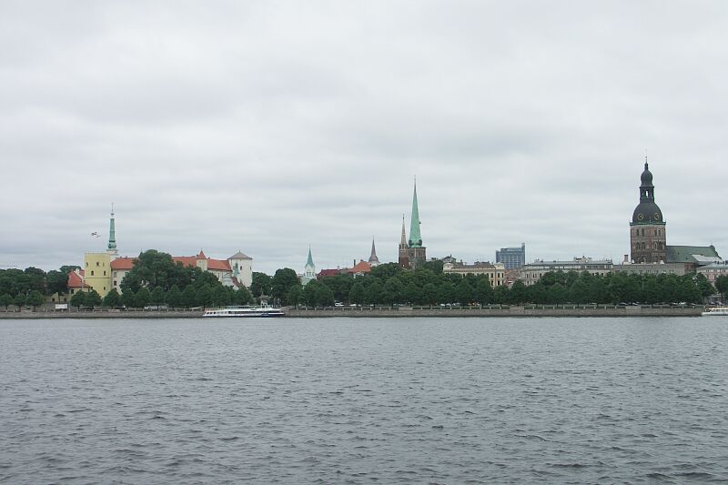 Riga- Stadtansicht über die Düna