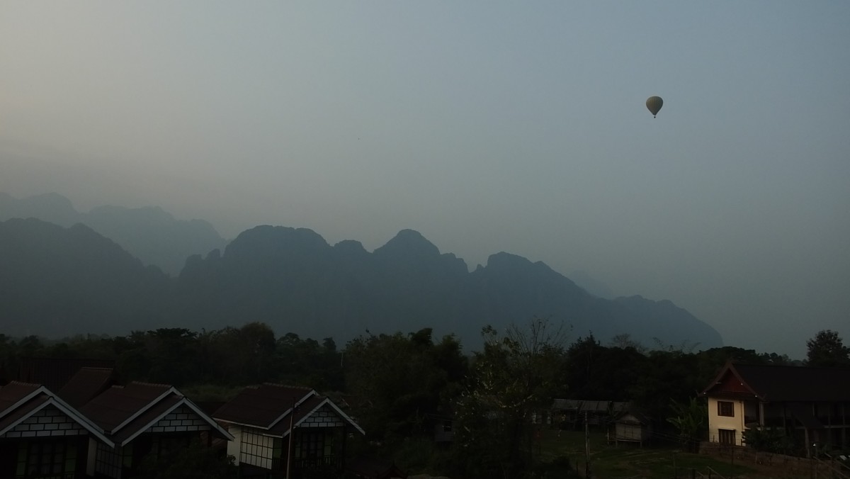 Abendhimmel mit Ballon