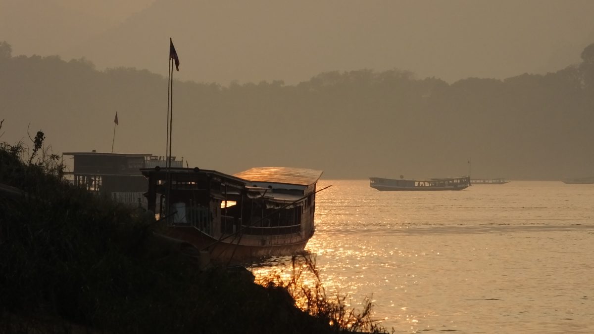 Abendstimmung am Mekongufer