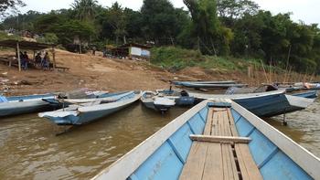 Fährboot zurück