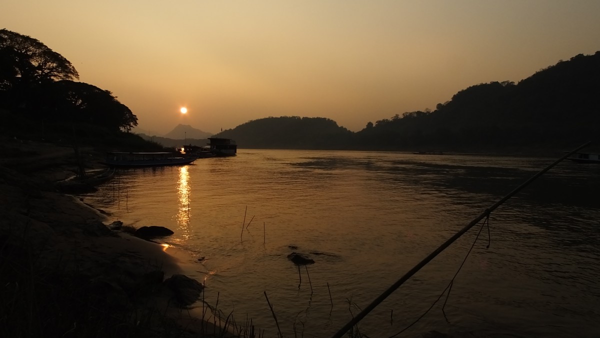 Sonnenuntergang am Mekong