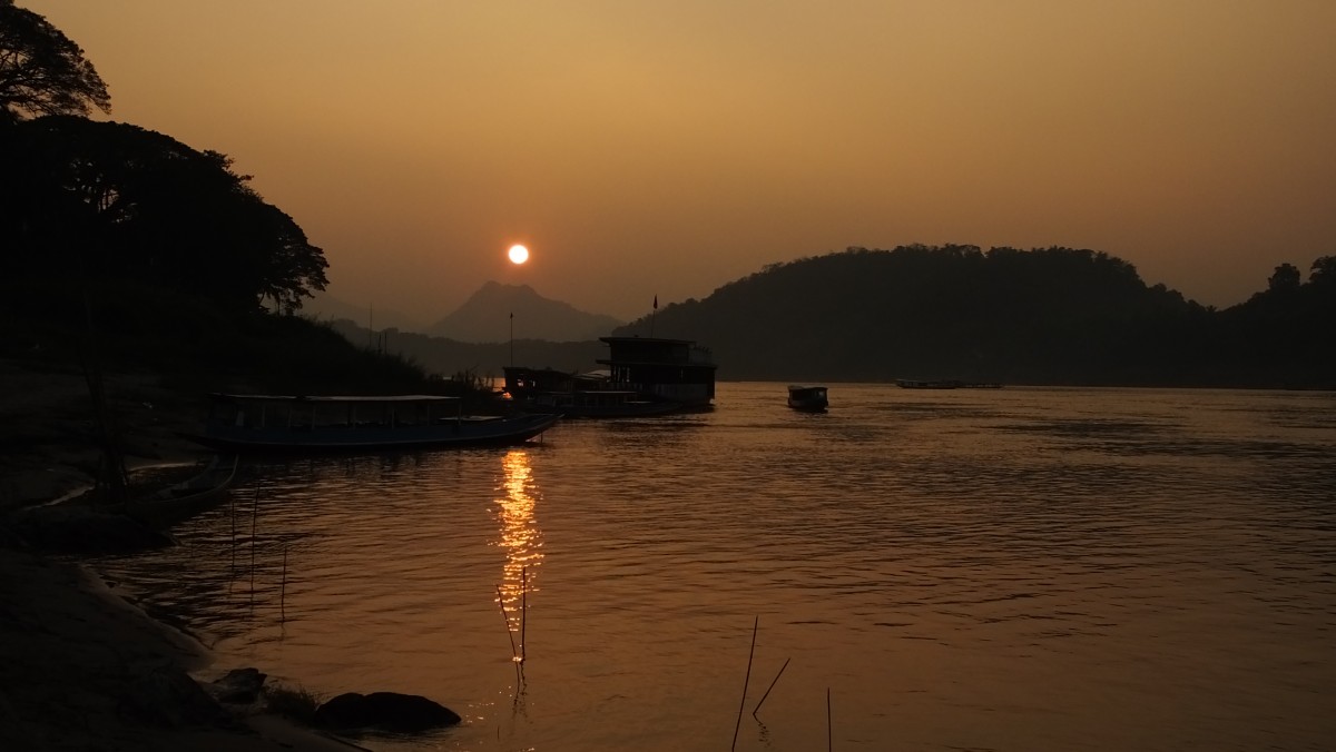 Sonnenuntergang am Mekong