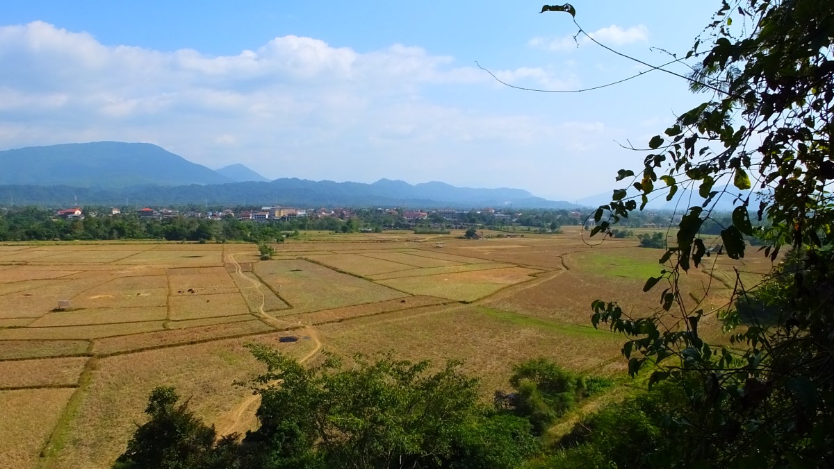 erste Ausblicke auf Vang Vieng