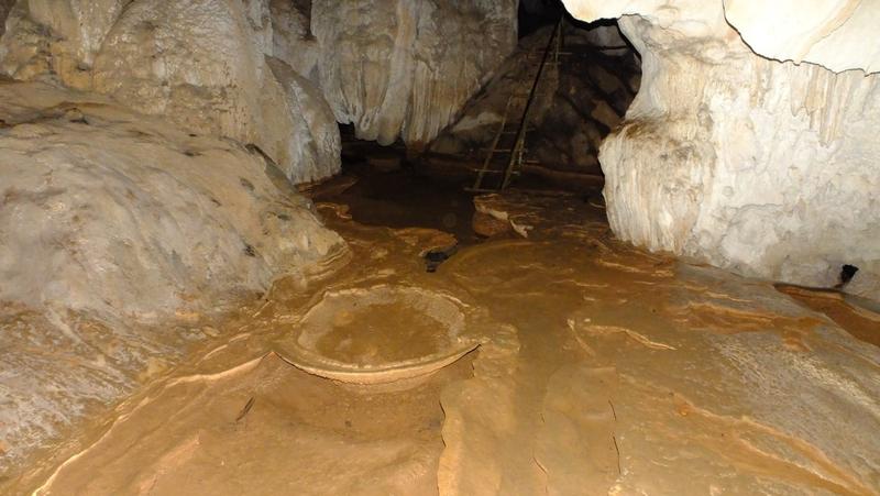 Lusi-Höhle