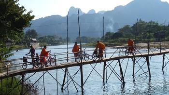 Bambusbrücke ohne Maut