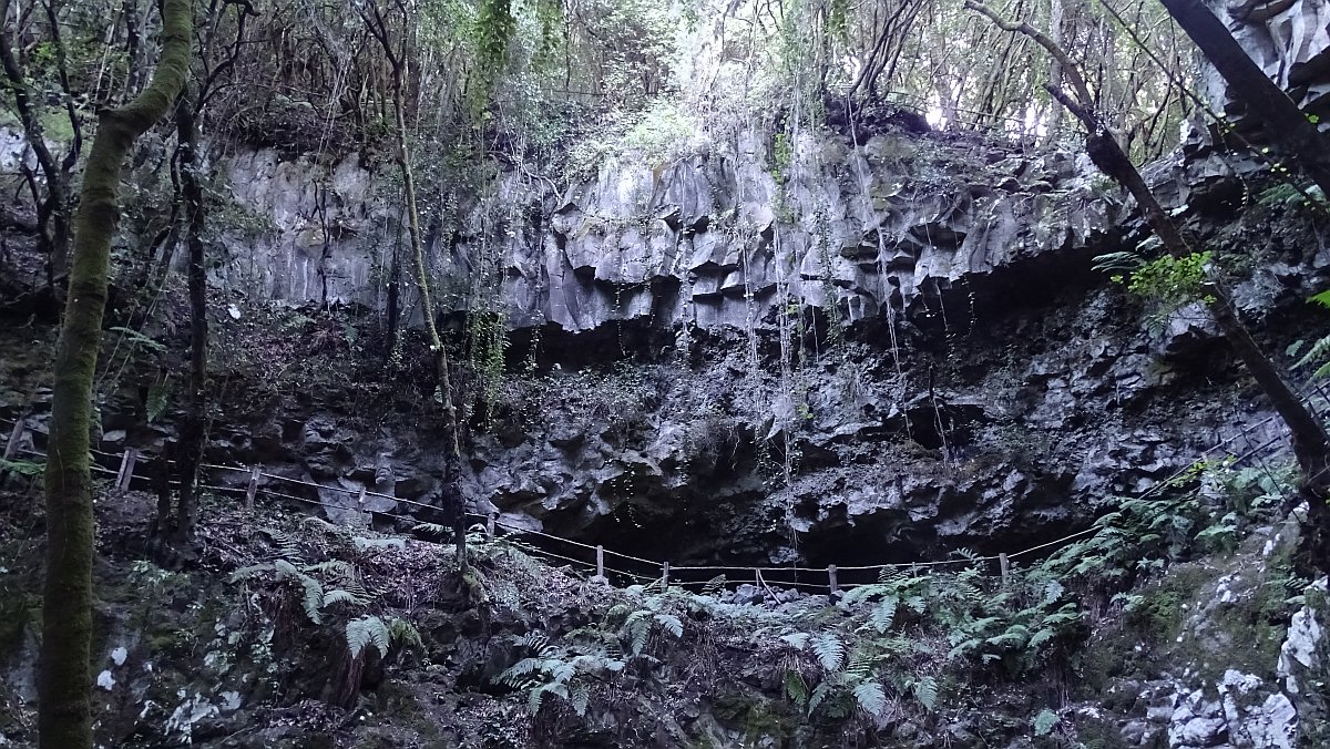 gigantisch, Wanderweg im Talkessel Caboco La Catedral