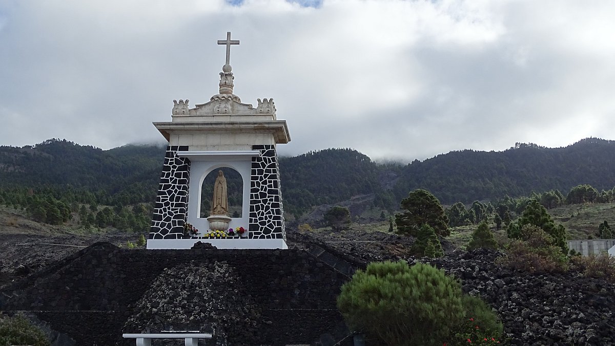 die heilige Fatima am Lavastrom des San Juan