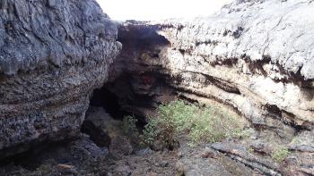 Eingang zur Lavahöhle