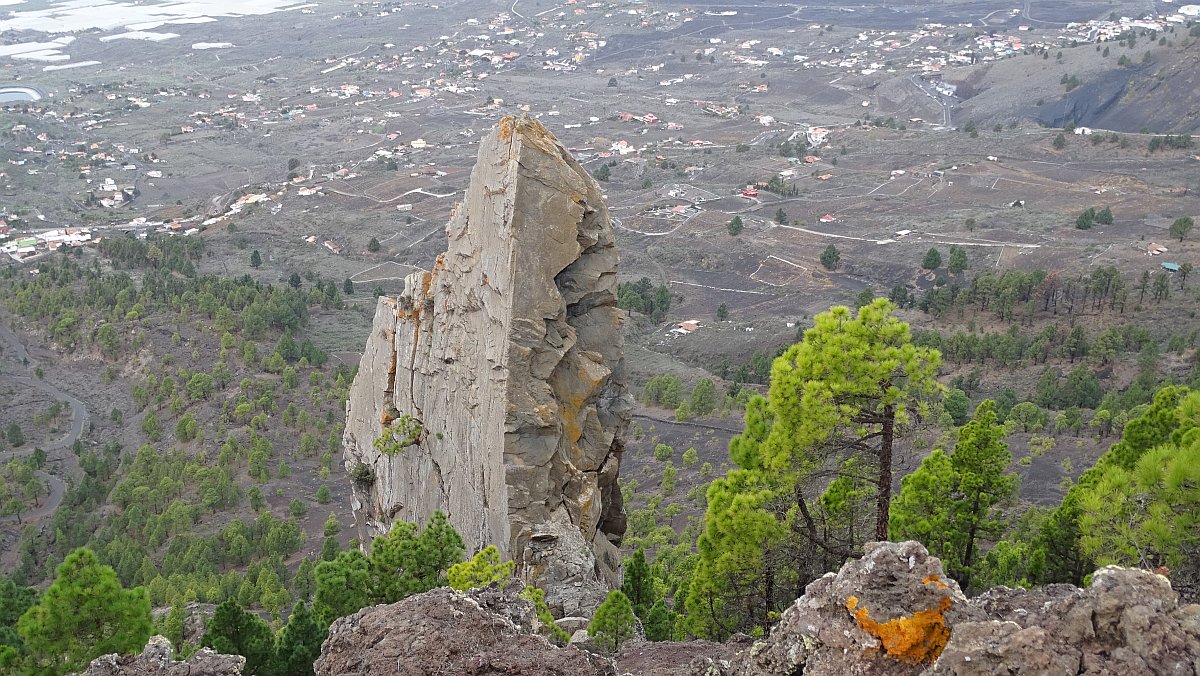 einer der Felsen der „Glockentürme“ von oben