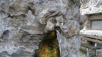 Pigna Brunnen