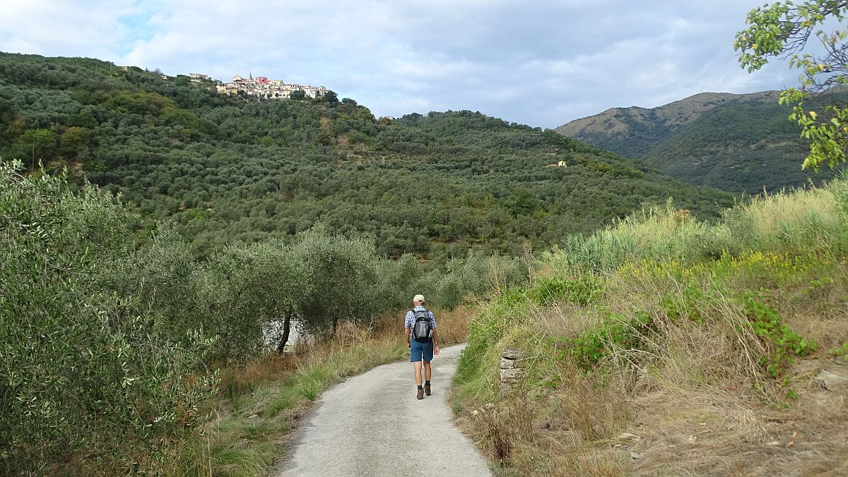 Beginn der Wanderung in Prelà