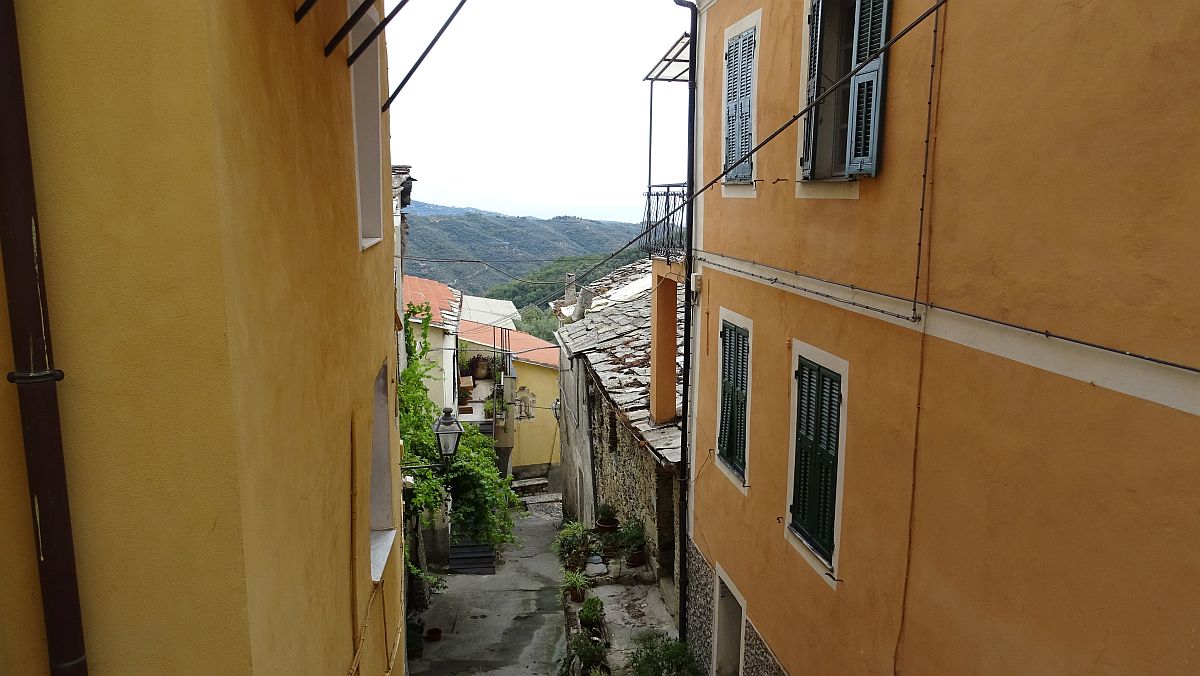 Valloria, das Dorf der bemalten Türen