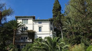 Villa in Imperia