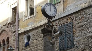 Altstadt Ventimiglia- unkonventionelle Kamerabefestigung